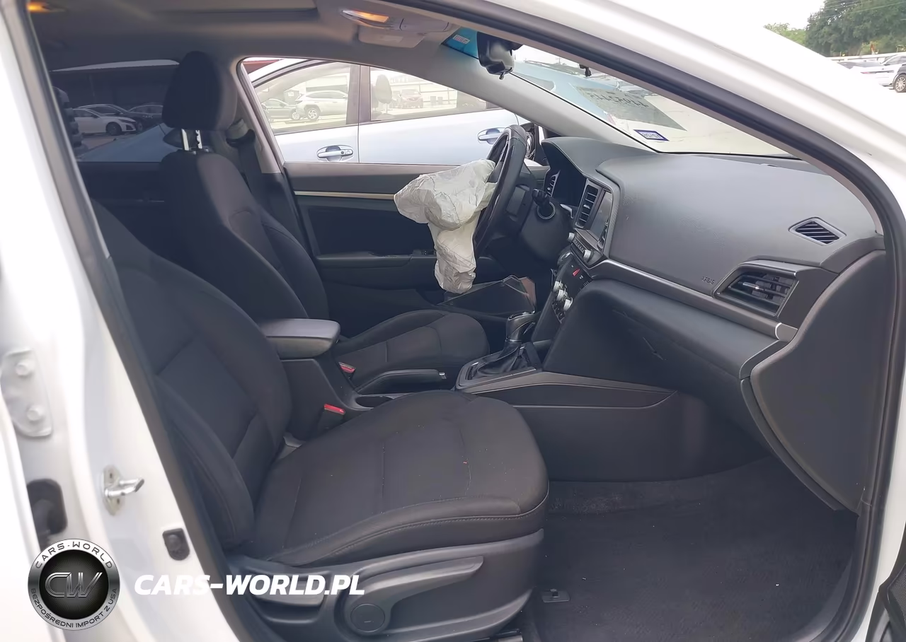 2020 Hyundai Elantra Value Edition VIN:5NPD84LF4LH554991 - 5