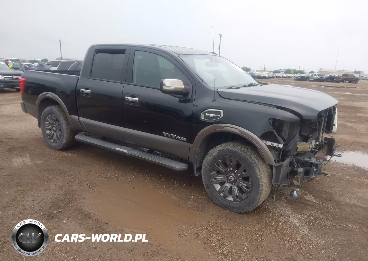 2017 Nissan Titan Platinum Reserve – zdjęcie 1 z 16