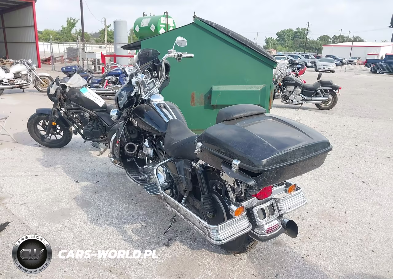 2008 Harley-Davidson Flhtcui VIN:1HD1FC4168Y671076 - 3