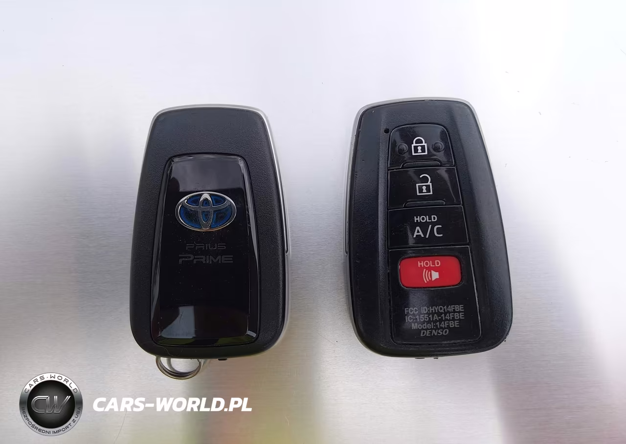 2019 Toyota Prius Prime Premium VIN:JTDKARFP0K3109249 - 11