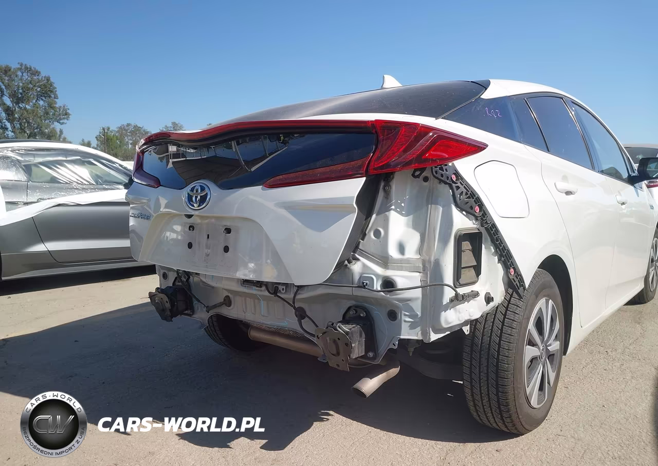 2019 Toyota Prius Prime Premium VIN:JTDKARFP0K3109249 - 6