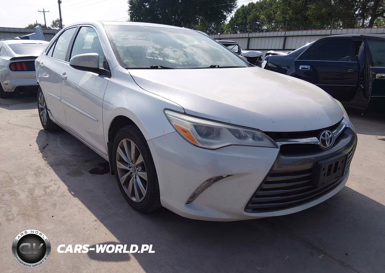 2015 Toyota Camry Xle V6 – zdjęcie 1 z 19