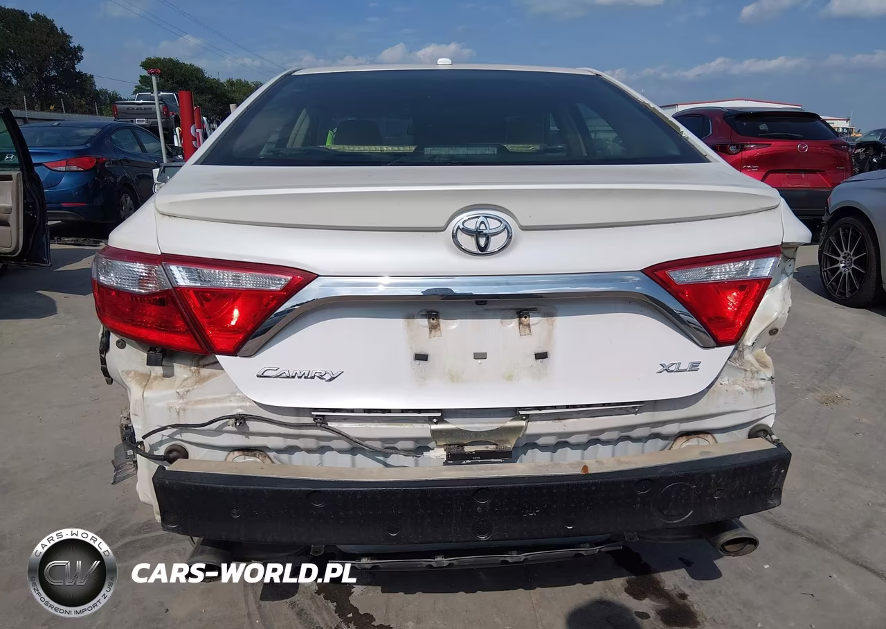 2015 Toyota Camry Xle V6 VIN:4T1BK1FK0FU567193 - 18