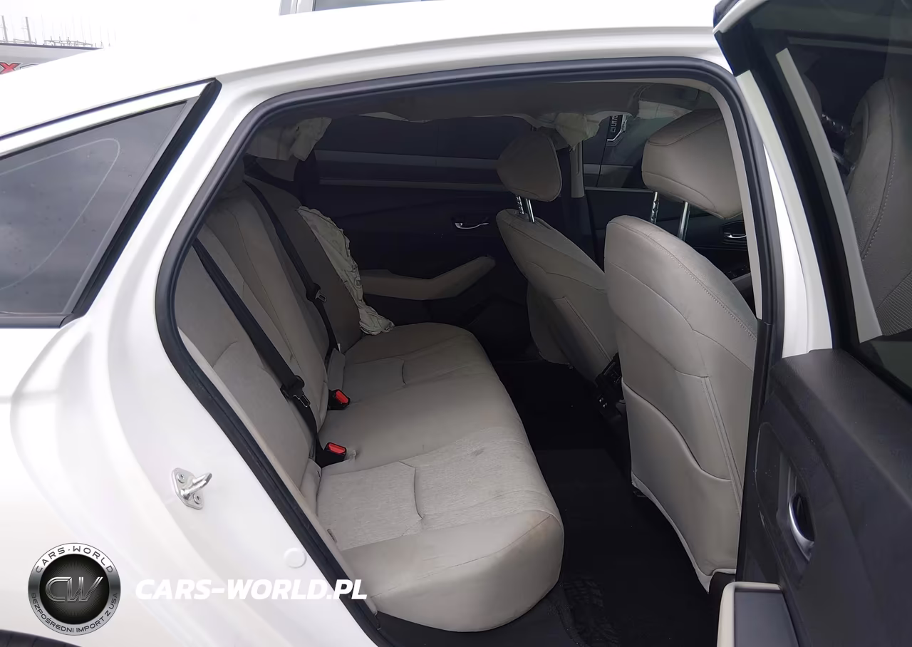 2025 Honda Accord Lx VIN:1HGCY1F28SA086693 - 8