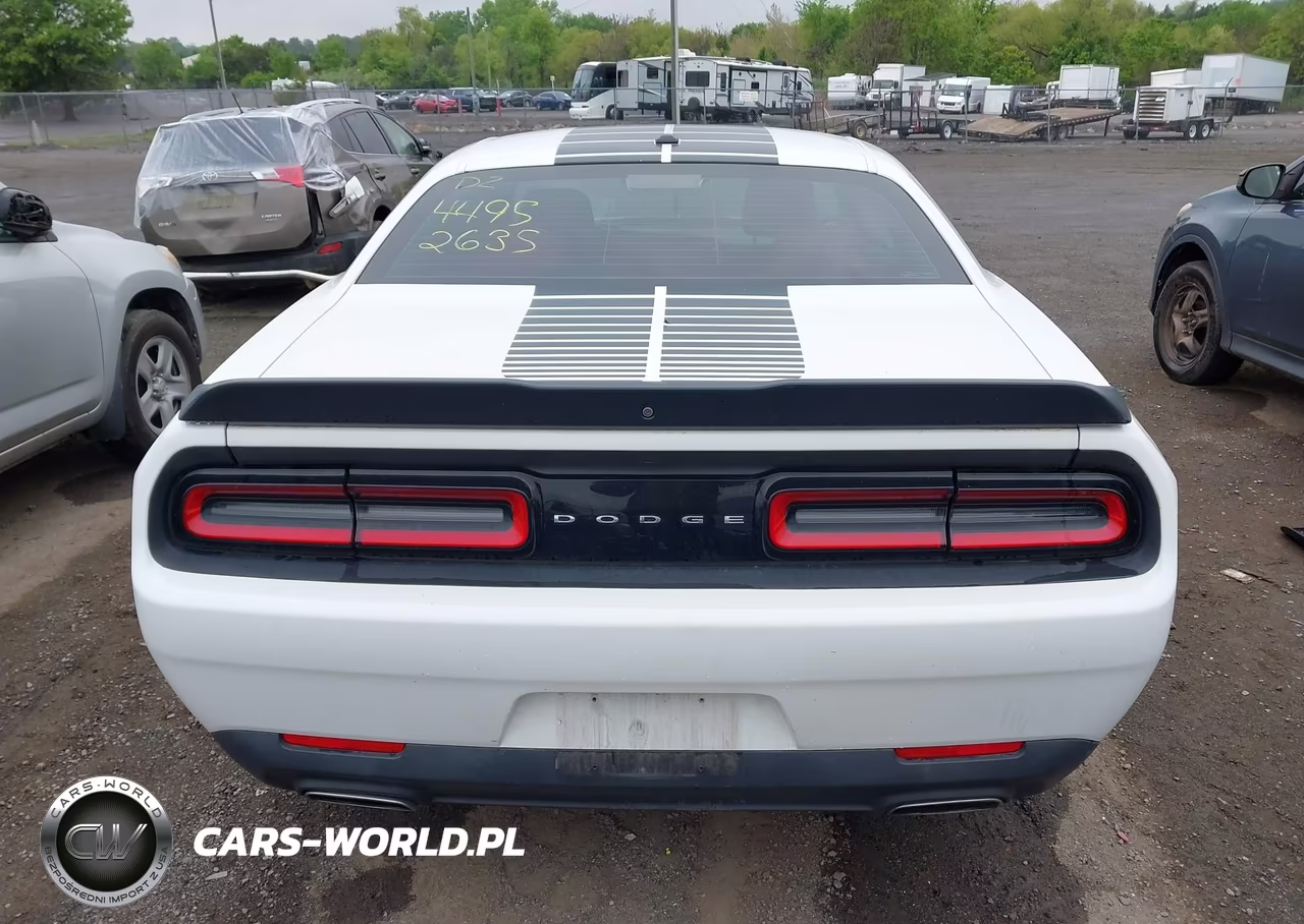 2017 Dodge Challenger Sxt VIN:2C3CDZAG3HH532369 - 15