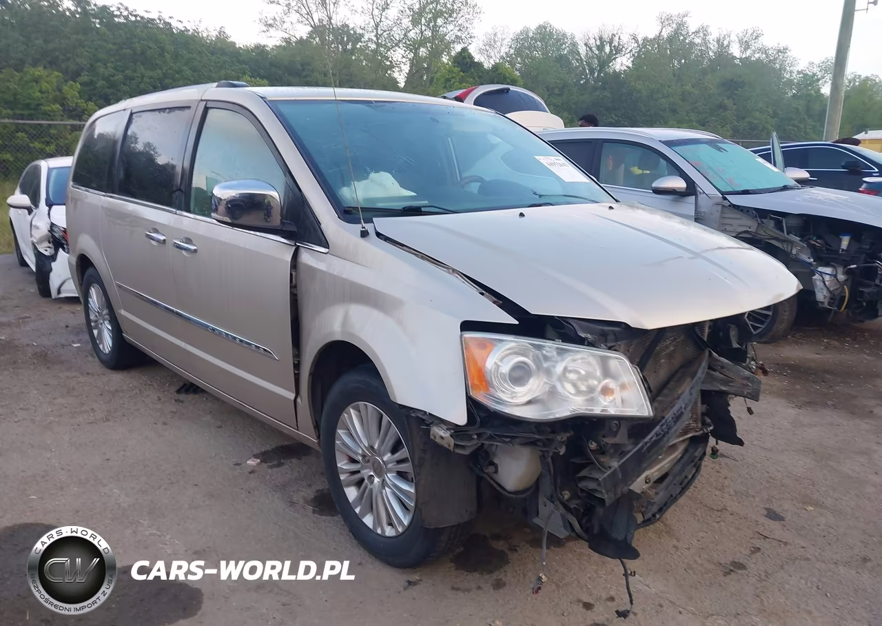 2013 Chrysler Town & Country Limited