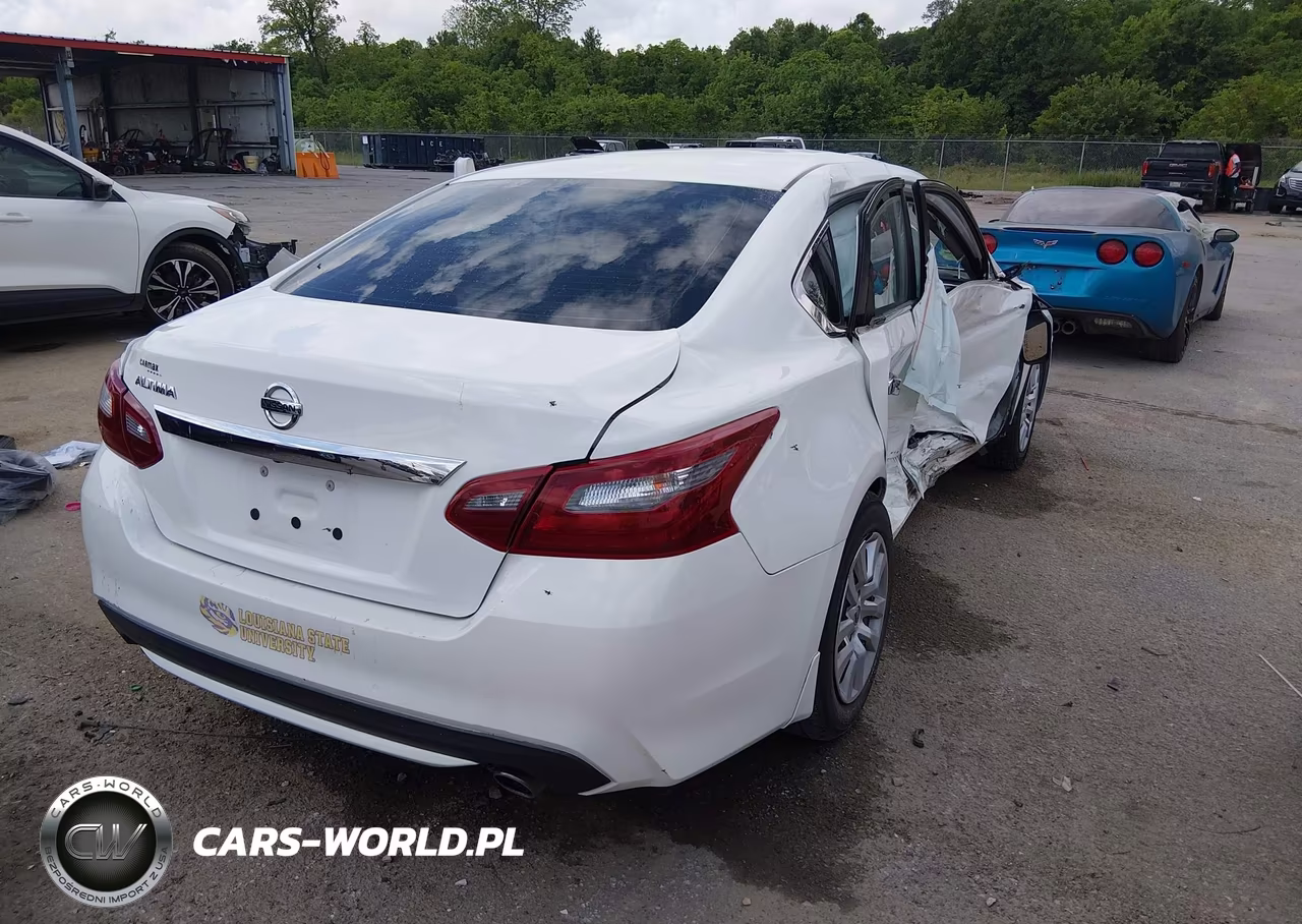 2018 Nissan Altima 2.5 S VIN:1N4AL3AP1JC476806 - 4