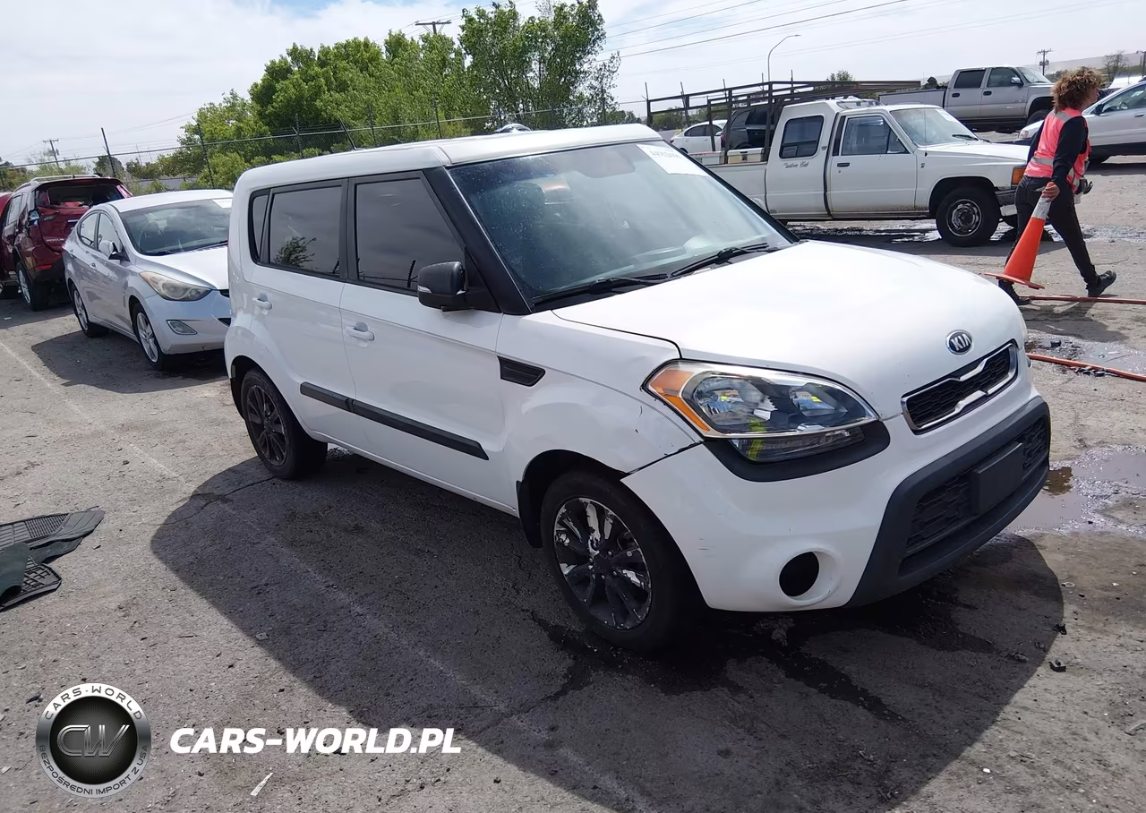 2013 Kia Soul +
