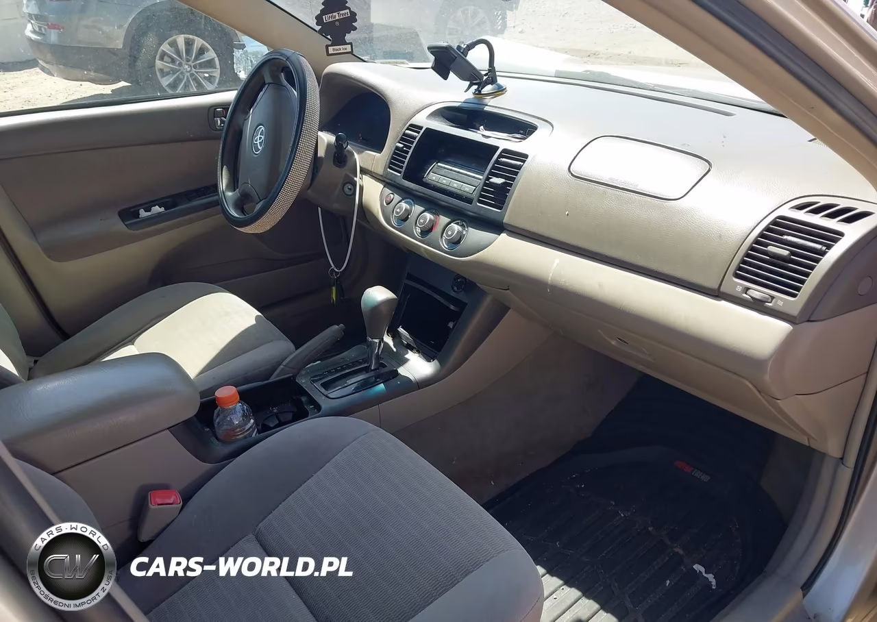 2005 Toyota Camry Le VIN:4T1BE32K15U567730 - 5