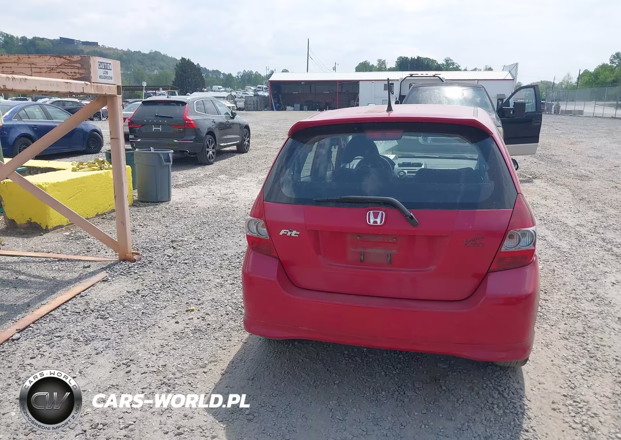 2008 Honda Fit Sport VIN:JHMGD386X8S040257 - 17