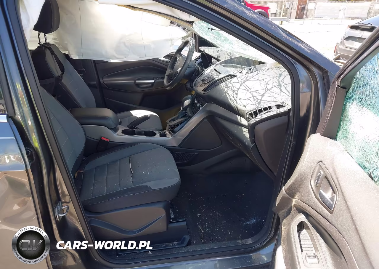 2016 Ford Escape Se VIN:1FMCU0G90GUC12840 - 5