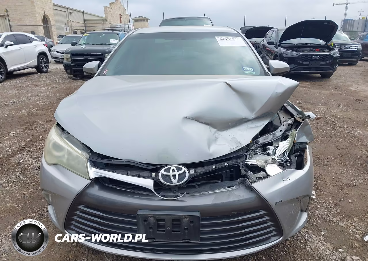 2015 Toyota Camry Le VIN:4T4BF1FK2FR479725 - 12