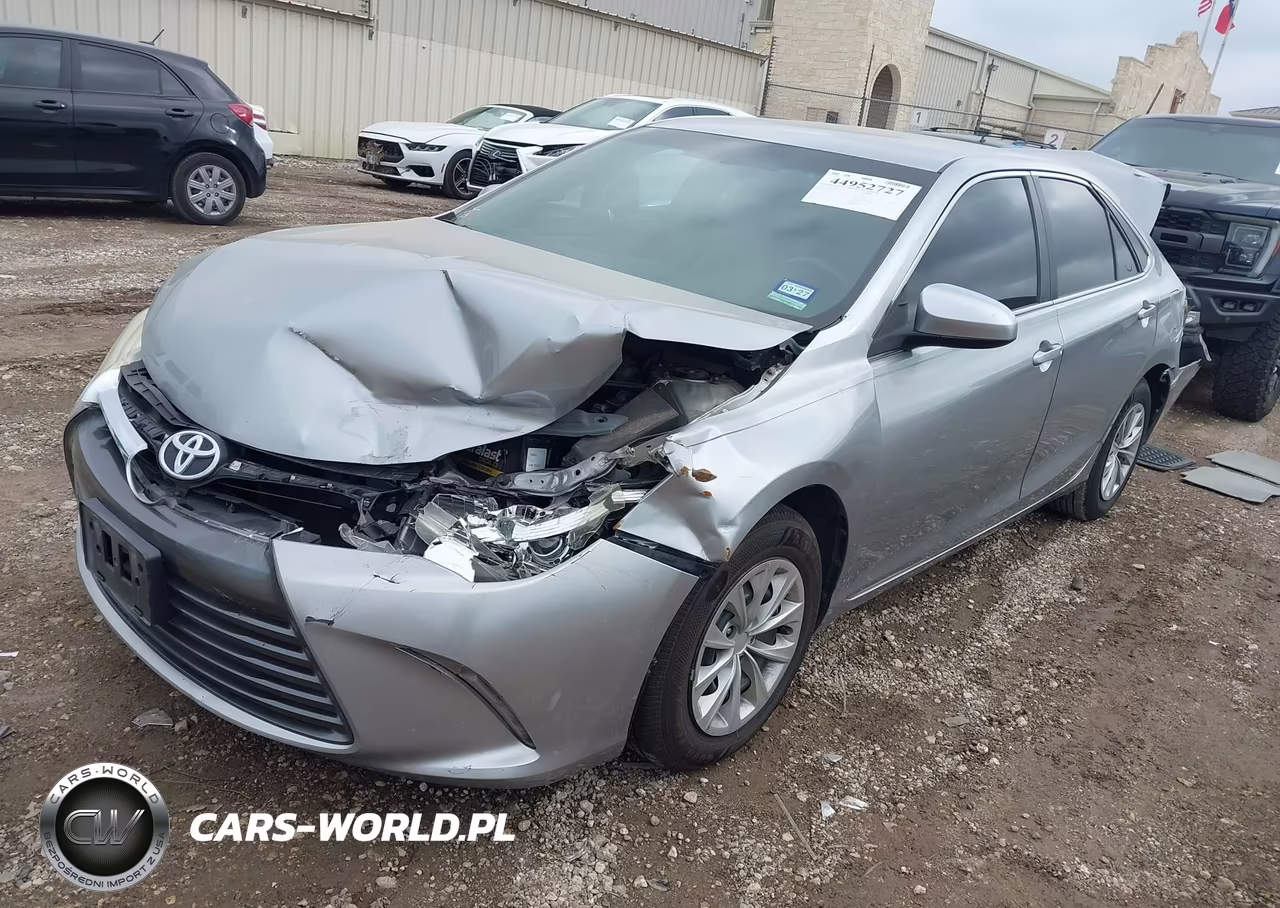 2015 Toyota Camry Le VIN:4T4BF1FK2FR479725 - 2