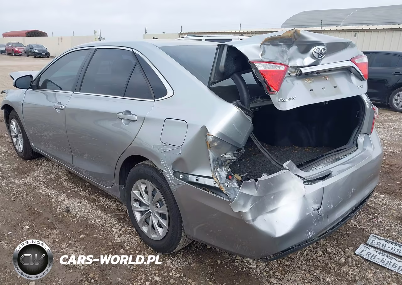 2015 Toyota Camry Le VIN:4T4BF1FK2FR479725 - 3