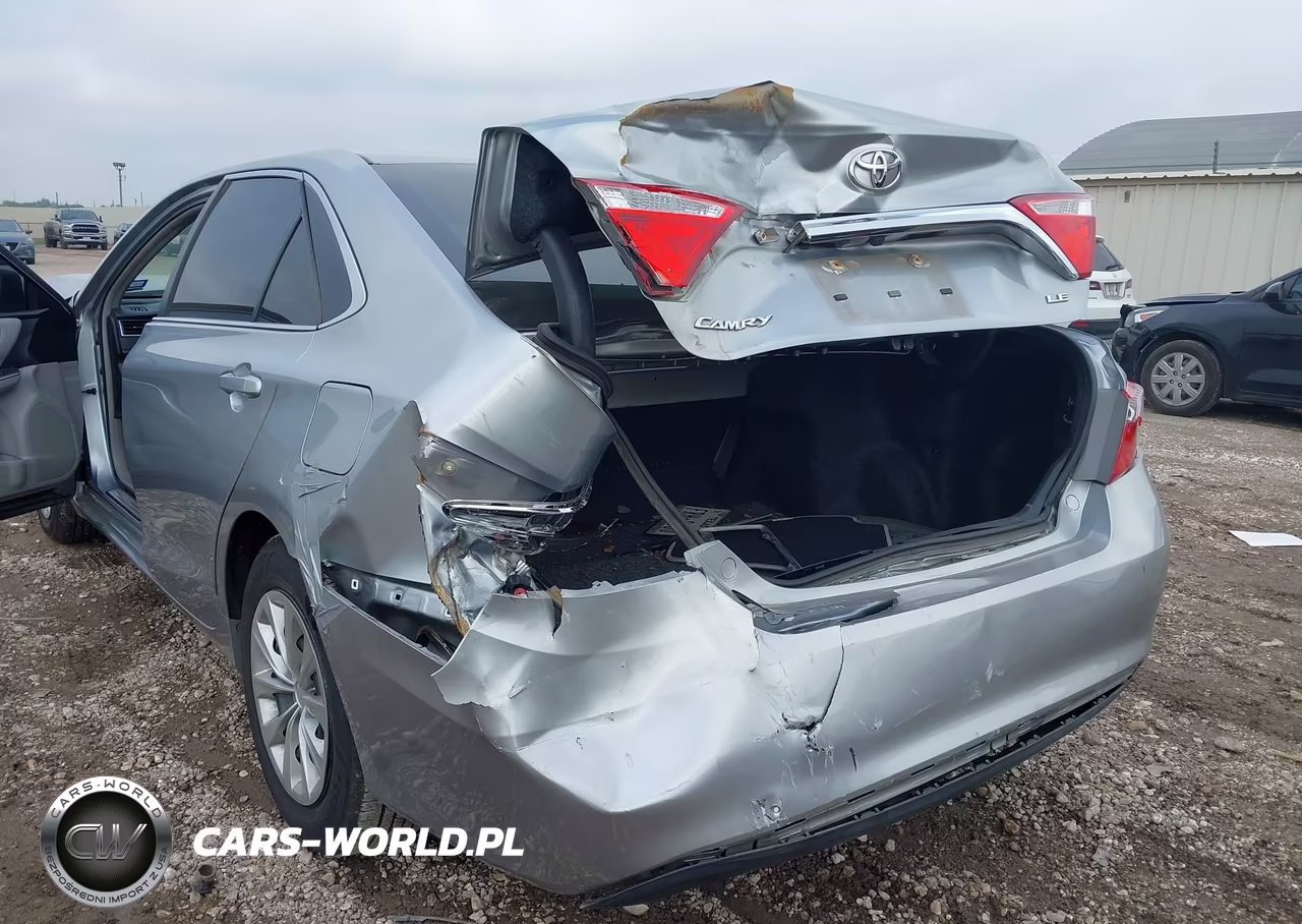 2015 Toyota Camry Le VIN:4T4BF1FK2FR479725 - 6