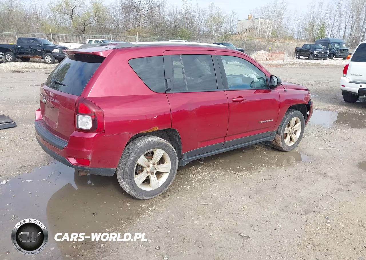 2017 Jeep Compass Sport 4X4 VIN:1C4NJDBB5HD106893 - 4