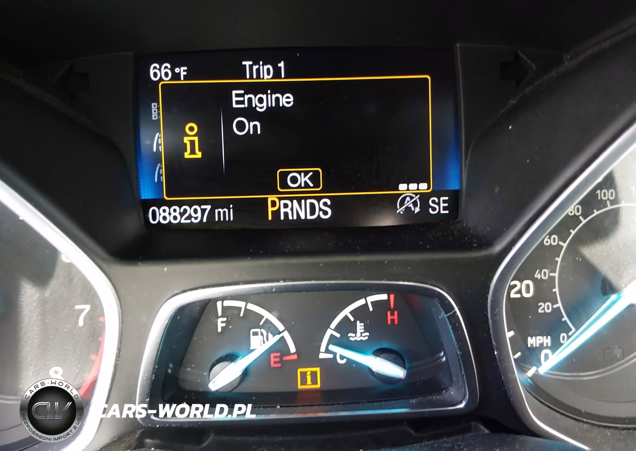 2017 Ford Escape Titanium VIN:1FMCU9J95HUF01677 - 16