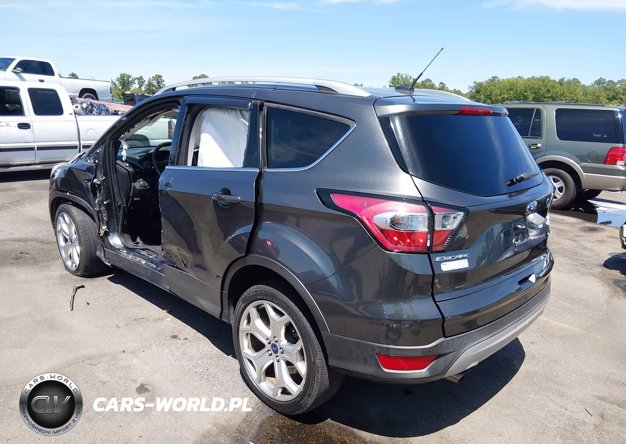 2017 Ford Escape Titanium VIN:1FMCU9J95HUF01677 - 3