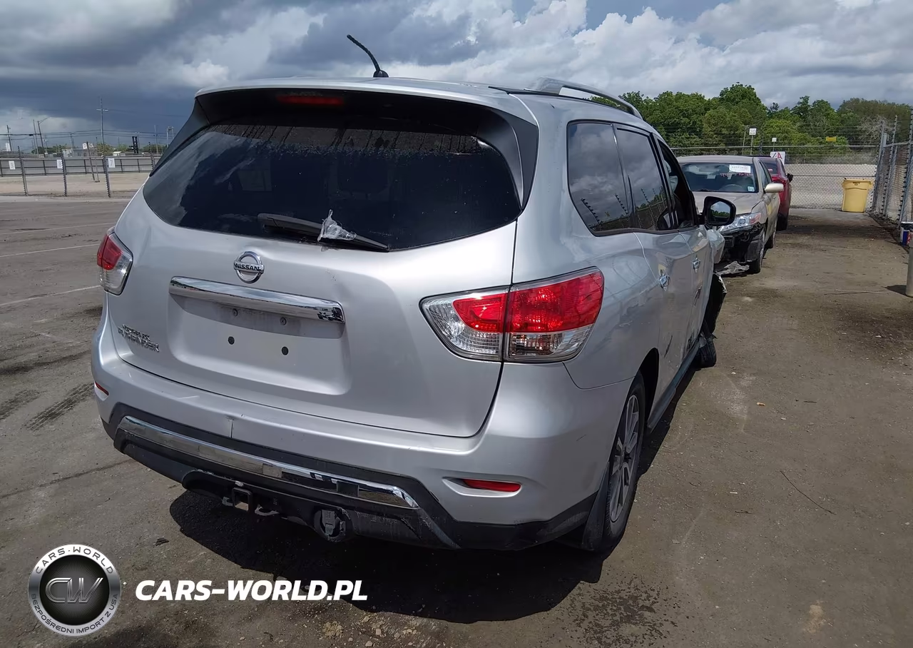 2015 Nissan Pathfinder S VIN:5N1AR2MN2FC710080 - 4