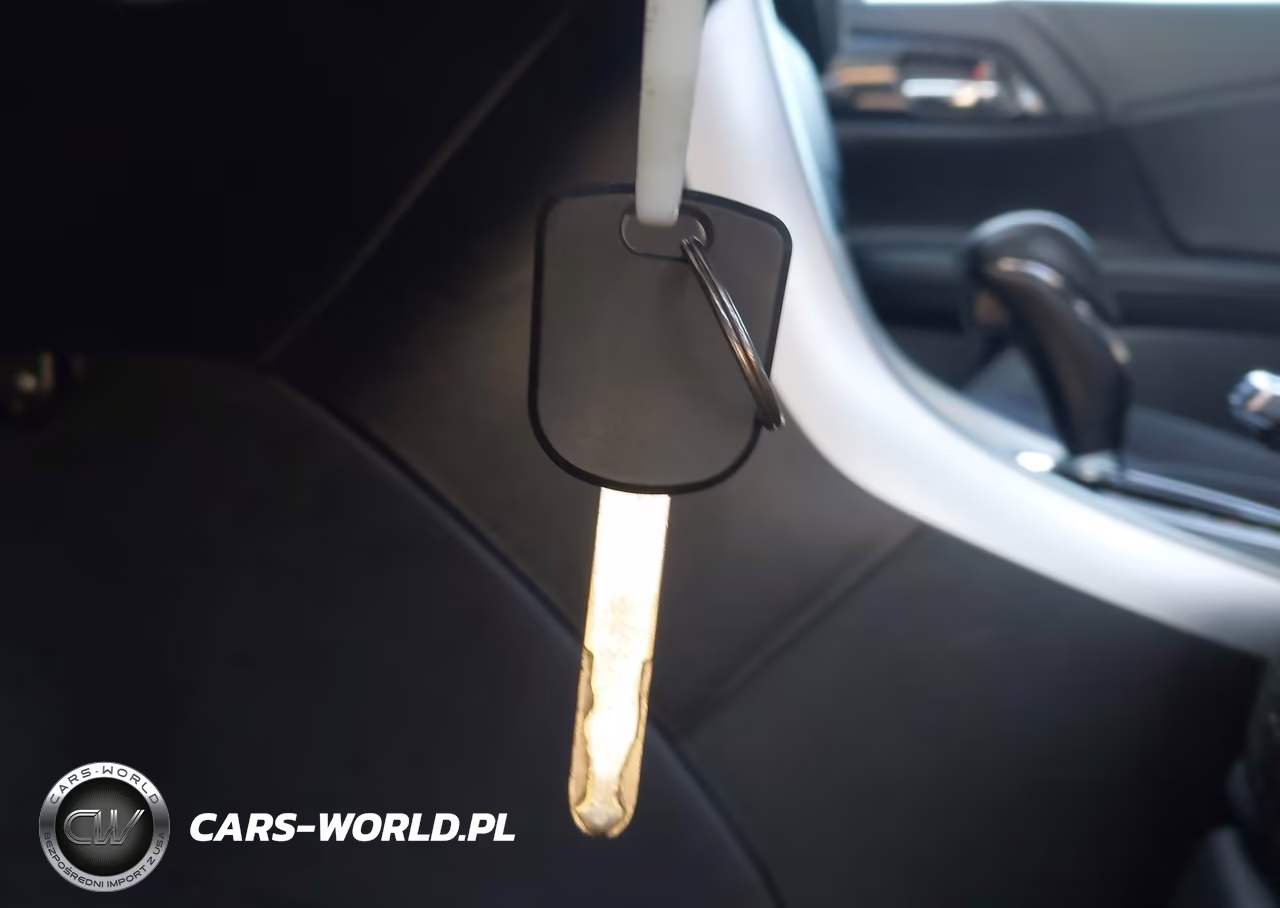 2015 Honda Accord Sport VIN:1HGCR2F50FA091745 - 11