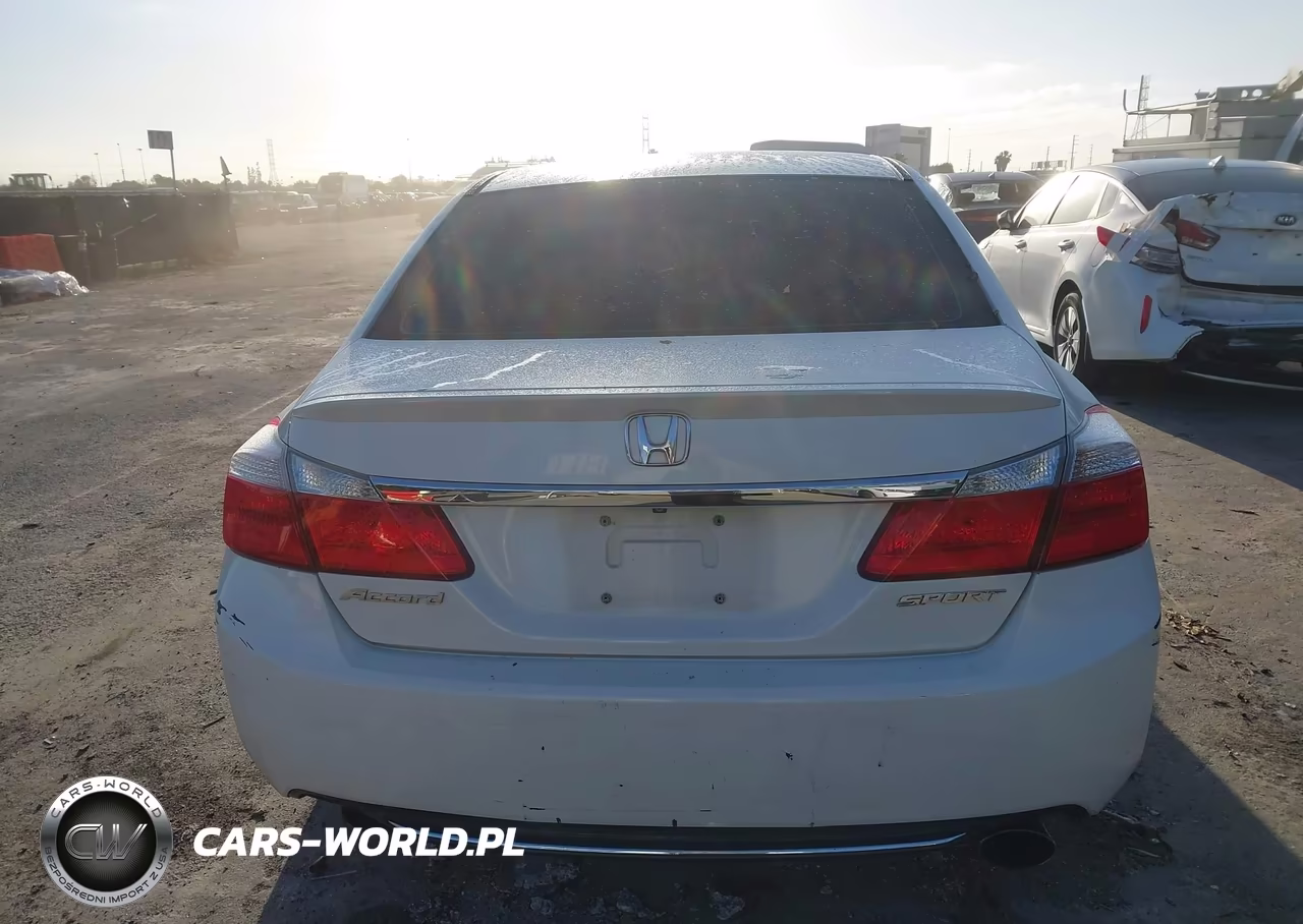 2015 Honda Accord Sport VIN:1HGCR2F50FA091745 - 16