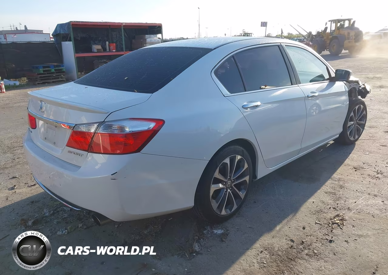 2015 Honda Accord Sport VIN:1HGCR2F50FA091745 - 4