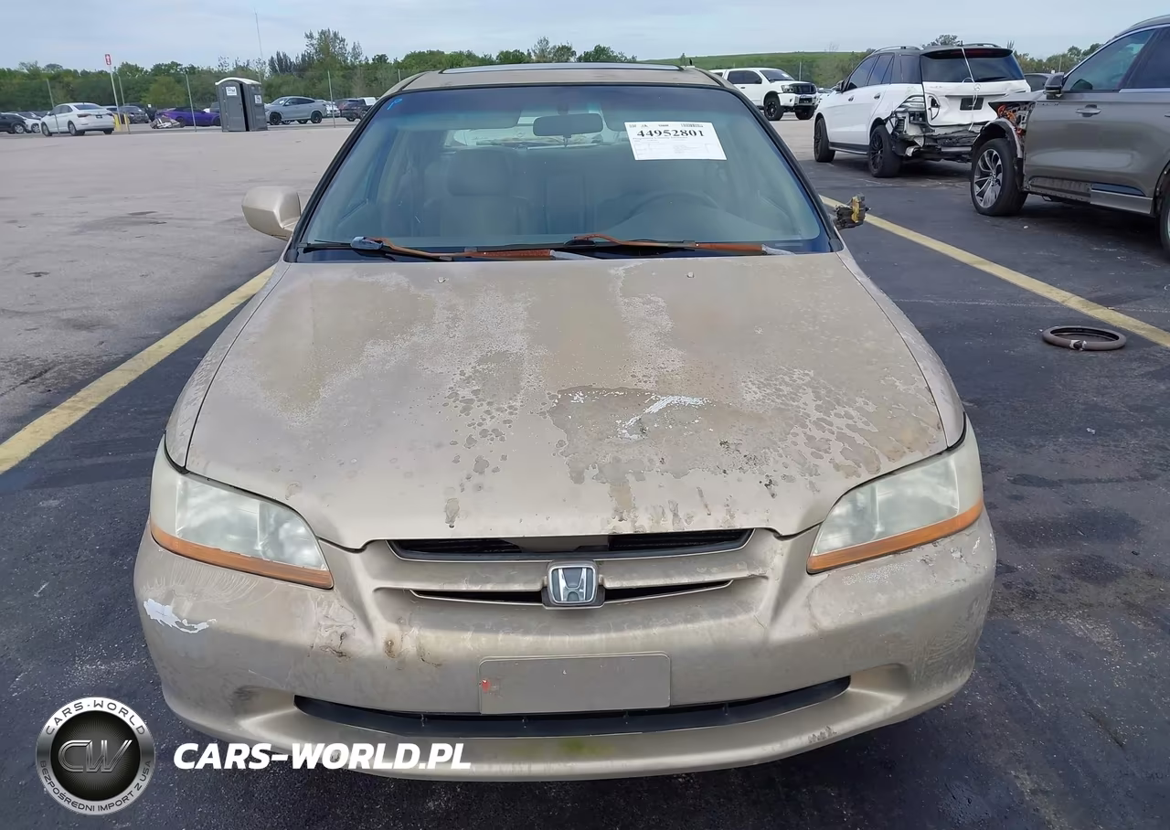 2000 Honda Accord 3.0 Ex VIN:1HGCG1656YA040740 - 13