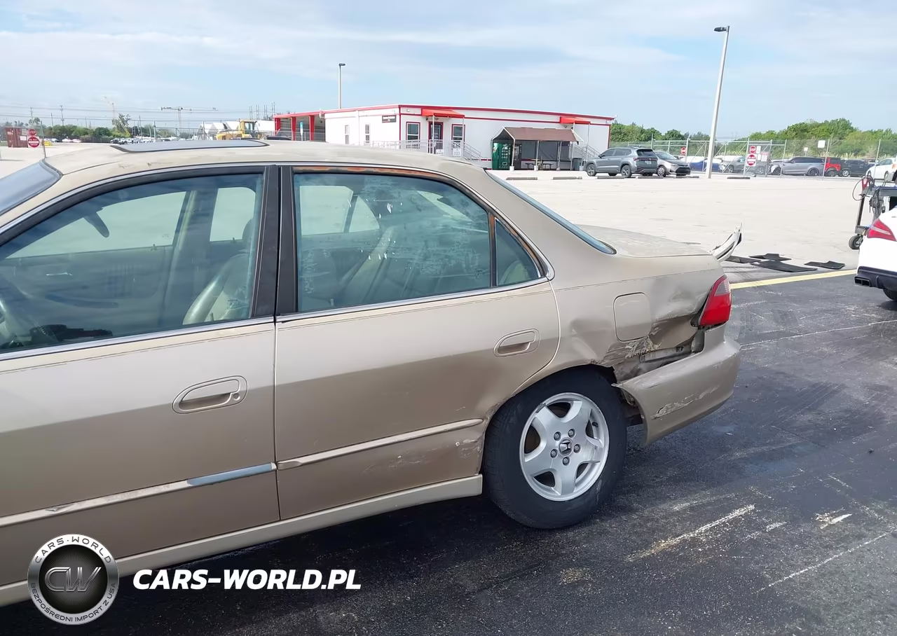 2000 Honda Accord 3.0 Ex VIN:1HGCG1656YA040740 - 6