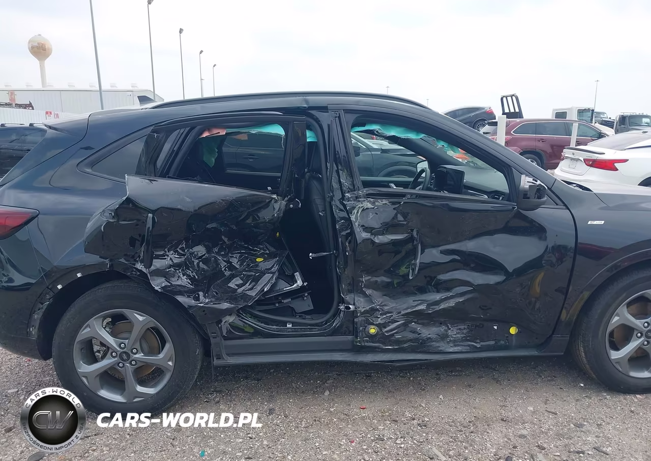 2023 Ford Escape St-Line VIN:1FMCU0MN7PUA52649 - 6