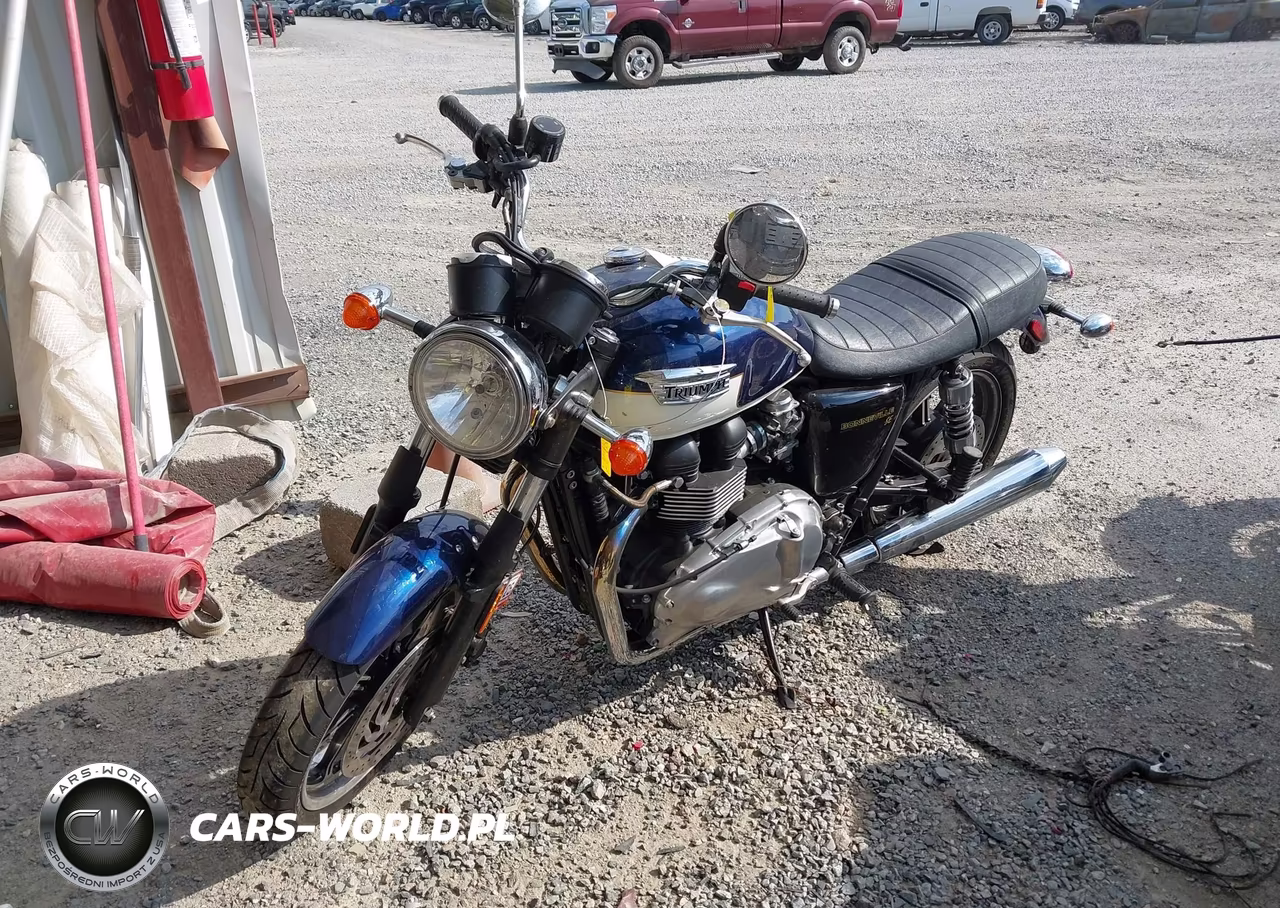 2009 Triumph Motorcycle Bonneville VIN:SMT900K149T405031 - 2