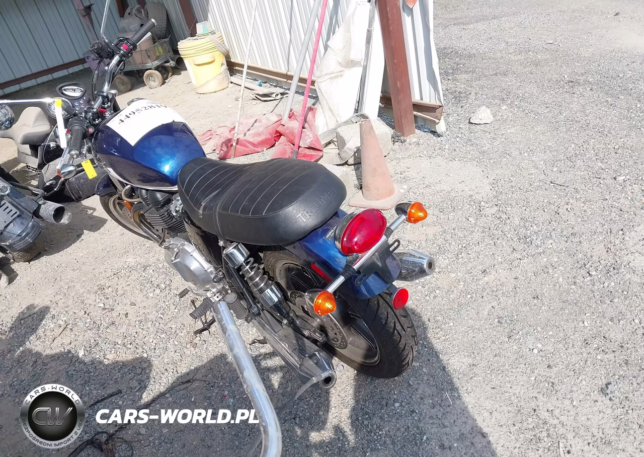 2009 Triumph Motorcycle Bonneville VIN:SMT900K149T405031 - 3
