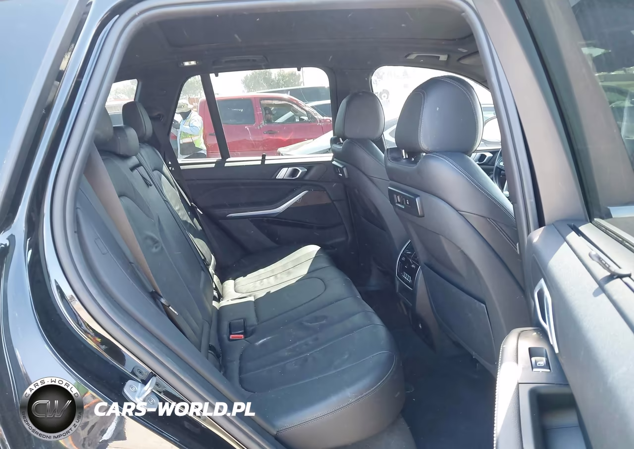 2019 BMW X5 xDrive40I VIN:5UXCR6C51KLK83330 - 8