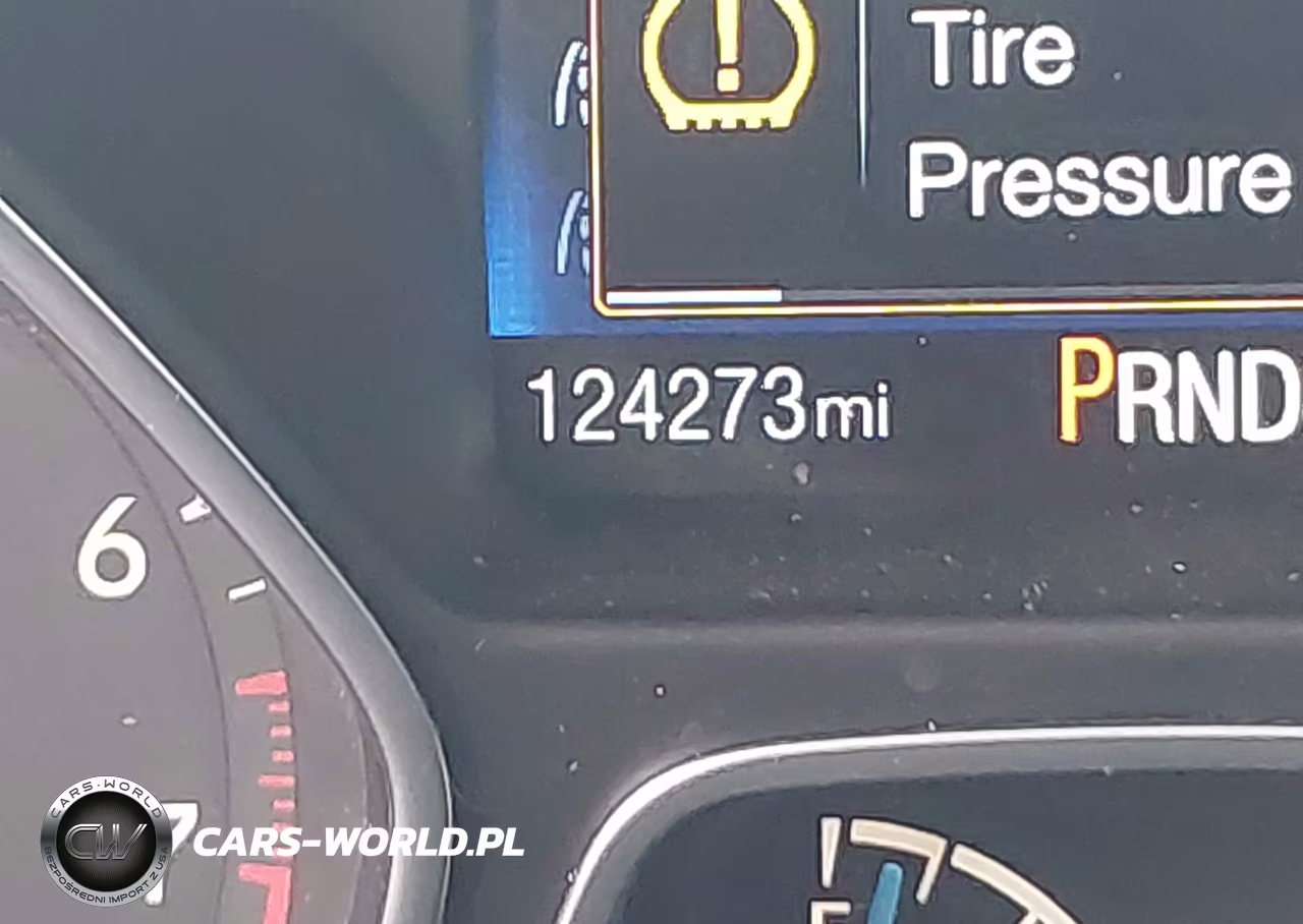 2016 Ford Focus Se VIN:1FADP3K25GL328025 - 15