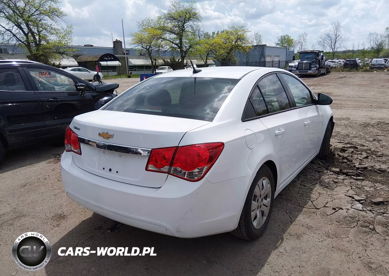 2013 Chevrolet Cruze Ls Auto VIN:1G1PA5SHXD7249181 - 4