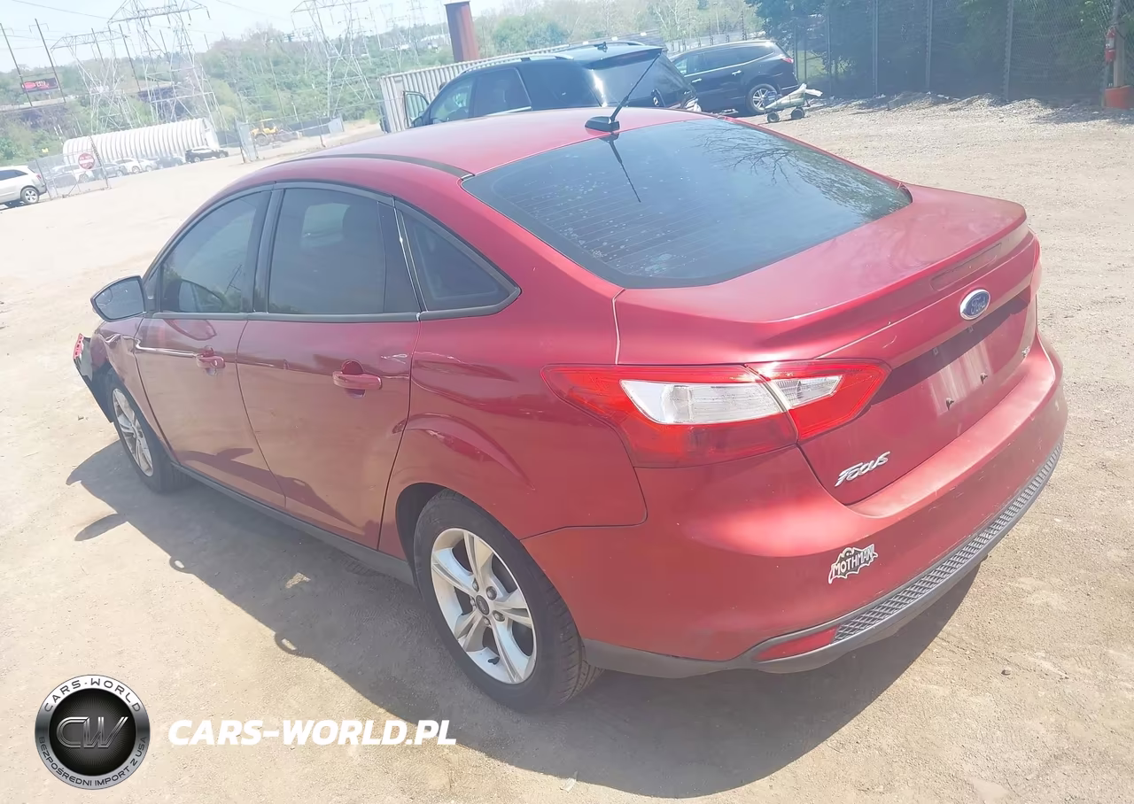 2013 Ford Focus Se VIN:1FADP3F24DL324943 - 3