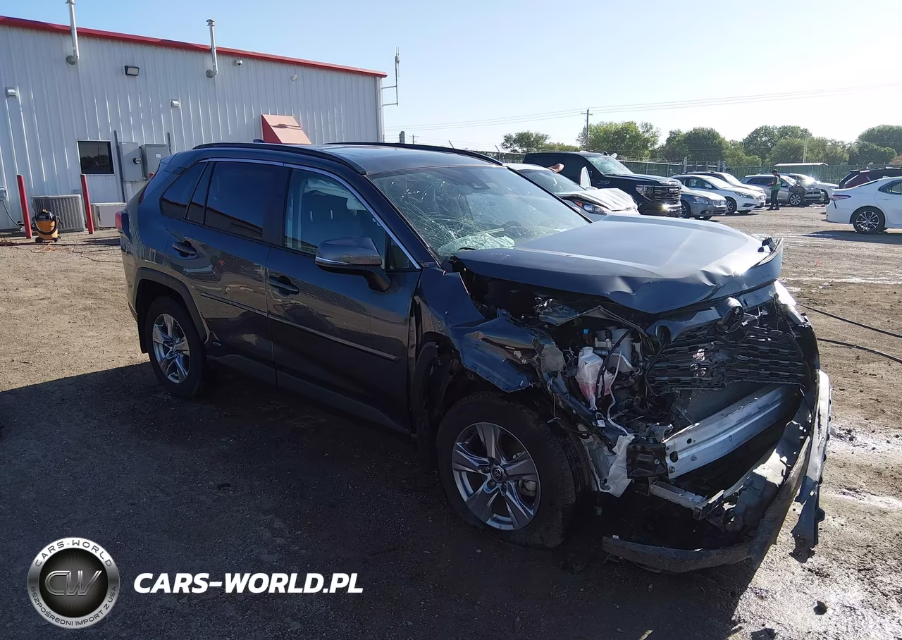 2025 Toyota Rav4 Hybrid Xle – zdjęcie 1 z 16