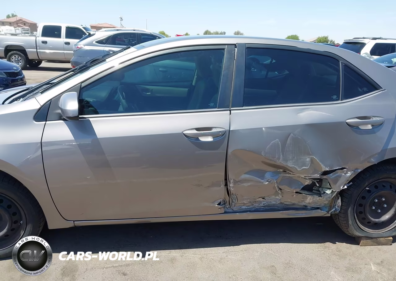 2016 Toyota Corolla Le VIN:2T1BURHE9GC611260 - 14