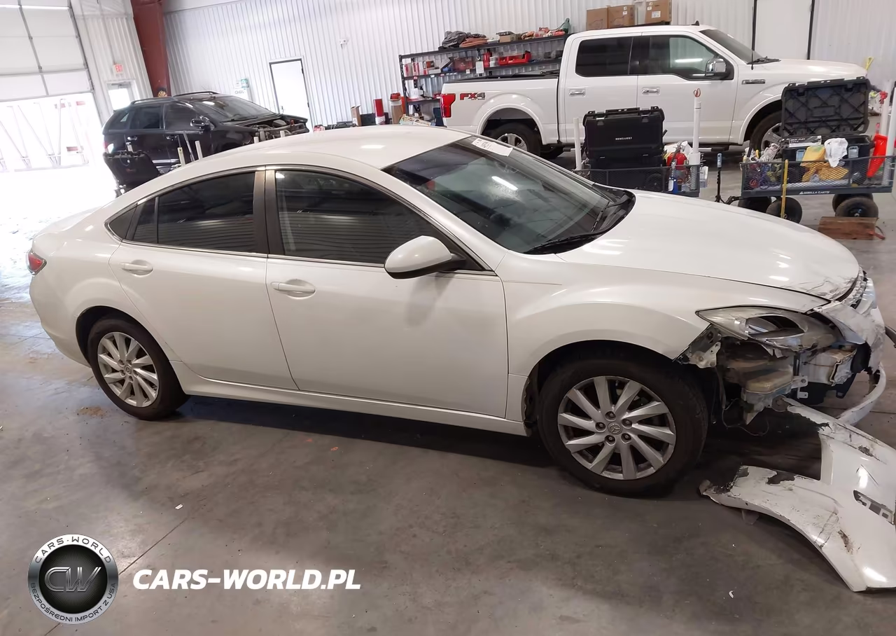 2011 Mazda Mazda6 I Touring VIN:1YVHZ8CH2B5M15877 - 14