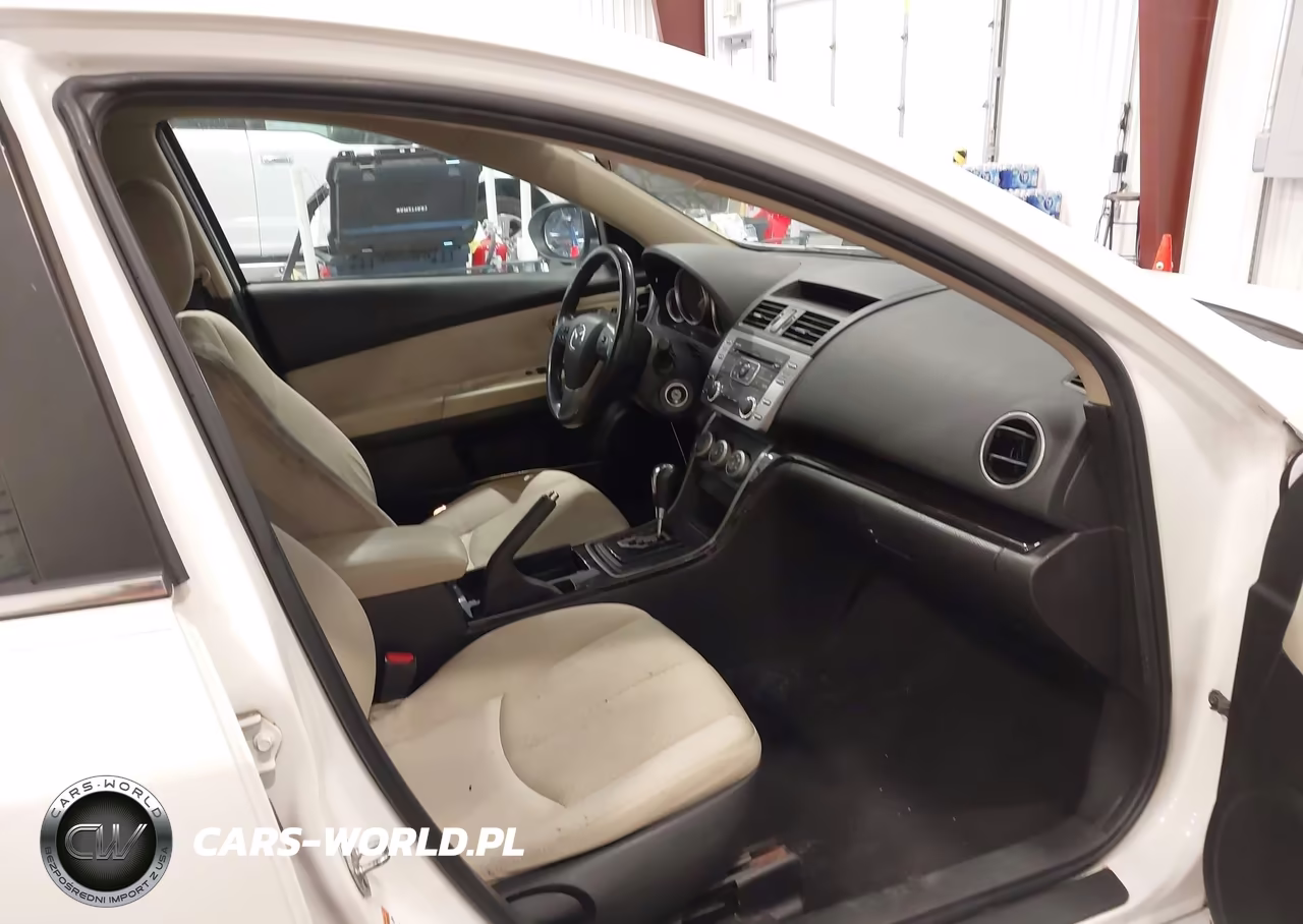 2011 Mazda Mazda6 I Touring VIN:1YVHZ8CH2B5M15877 - 5