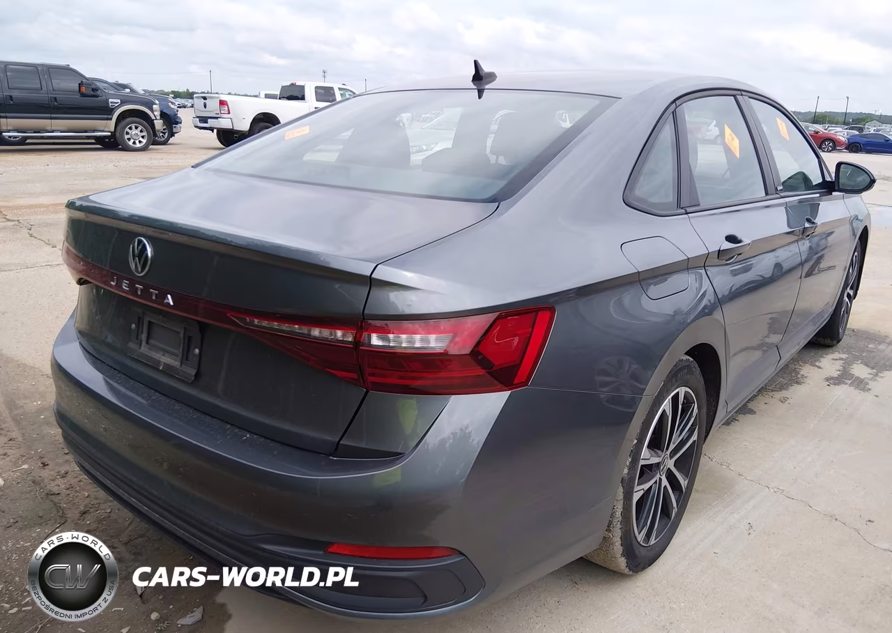 2025 Volkswagen Jetta 1.5T Sport VIN:3VWBX7BU3SM014212 - 4