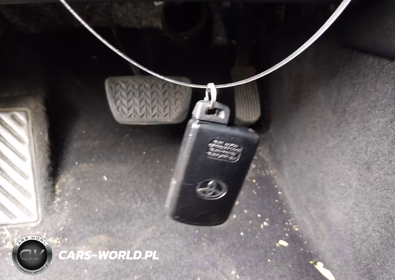 2016 Toyota Camry Se VIN:4T1BF1FK3GU164072 - 11
