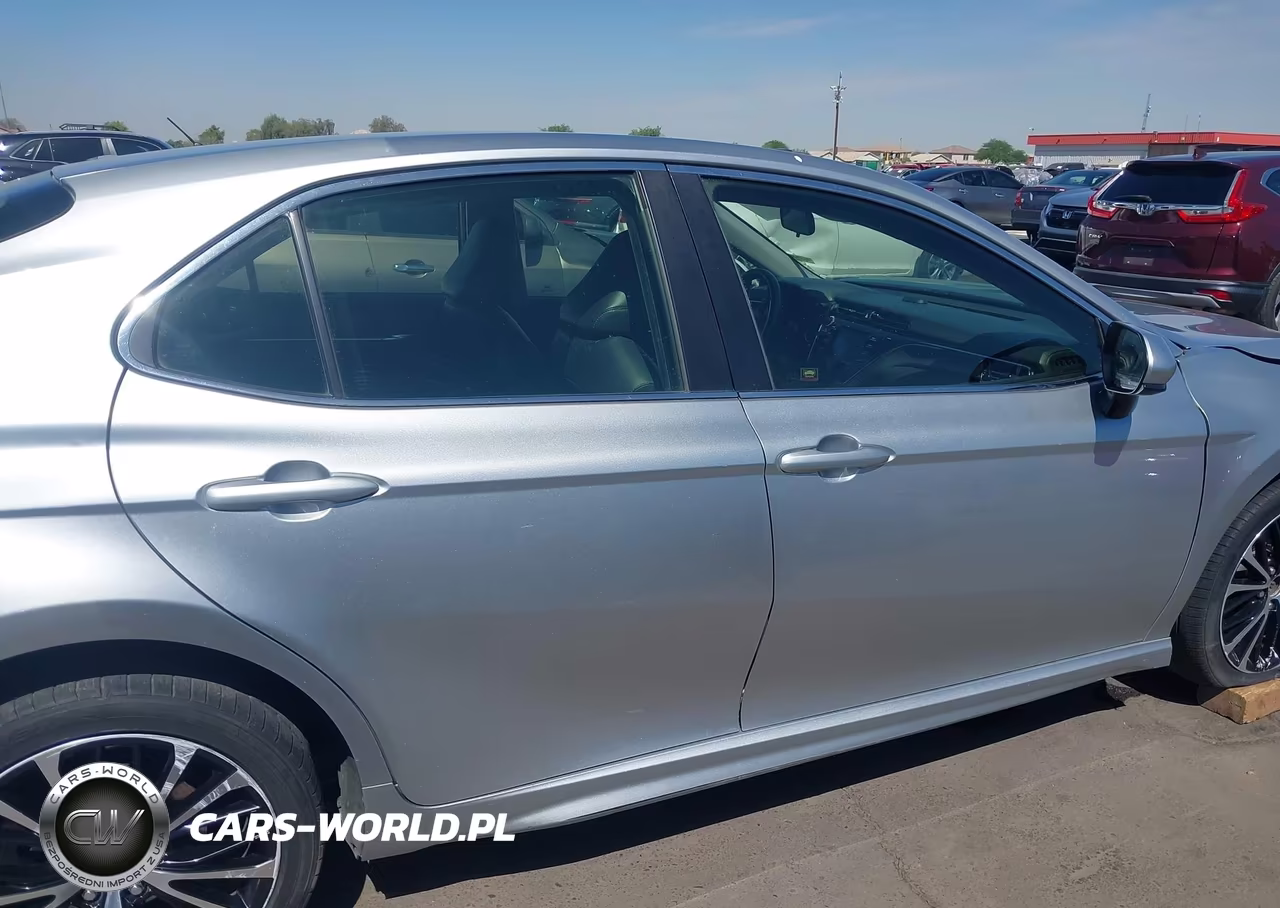 2018 Toyota Camry Se VIN:JTNB11HK6J3012859 - 14