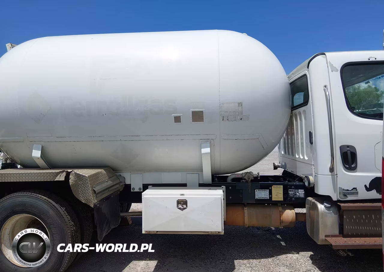 2007 Freightliner M2 106 Medium Duty VIN:1FVACXDC97HX80198 - 17