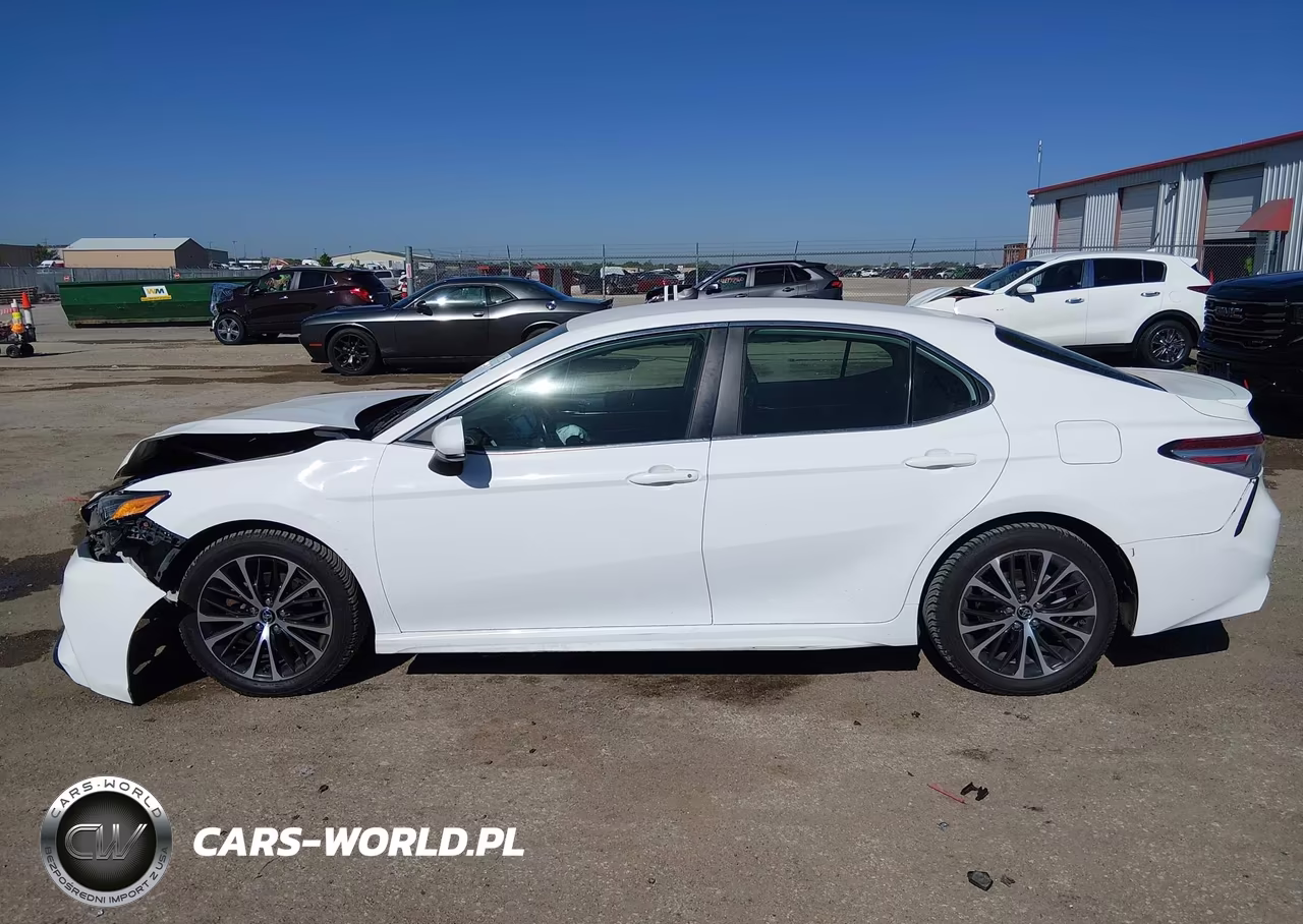 2020 Toyota Camry Se VIN:4T1G11AK1LU912274 - 14
