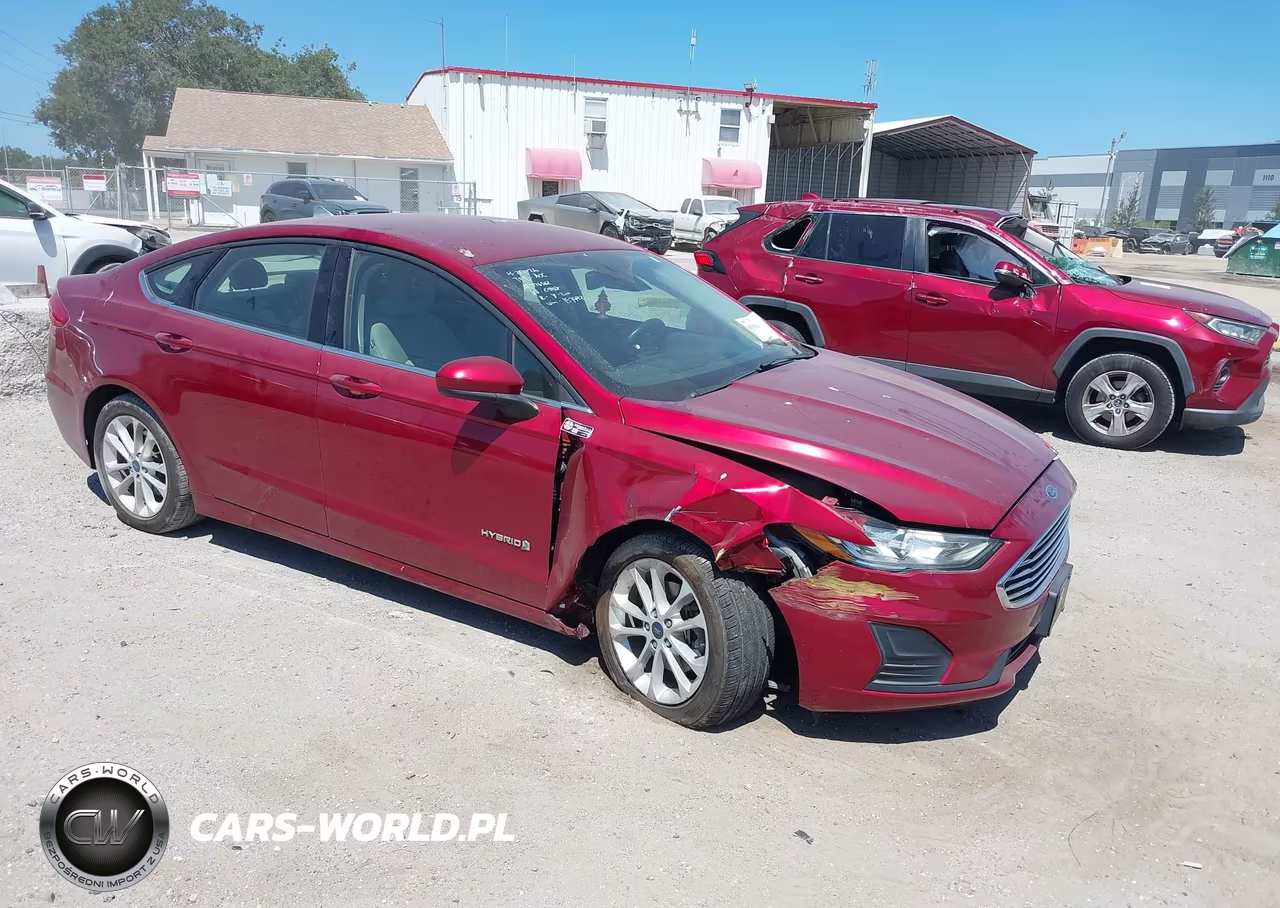 2019 Ford Fusion Hybrid Se – zdjęcie 1 z 16