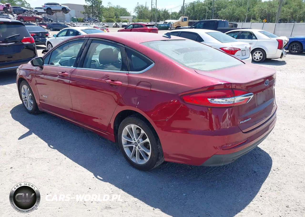2019 Ford Fusion Hybrid Se VIN:3FA6P0LU5KR157942 - 3