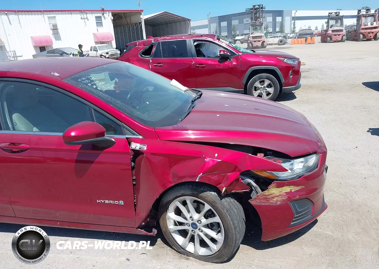 2019 Ford Fusion Hybrid Se VIN:3FA6P0LU5KR157942 - 6