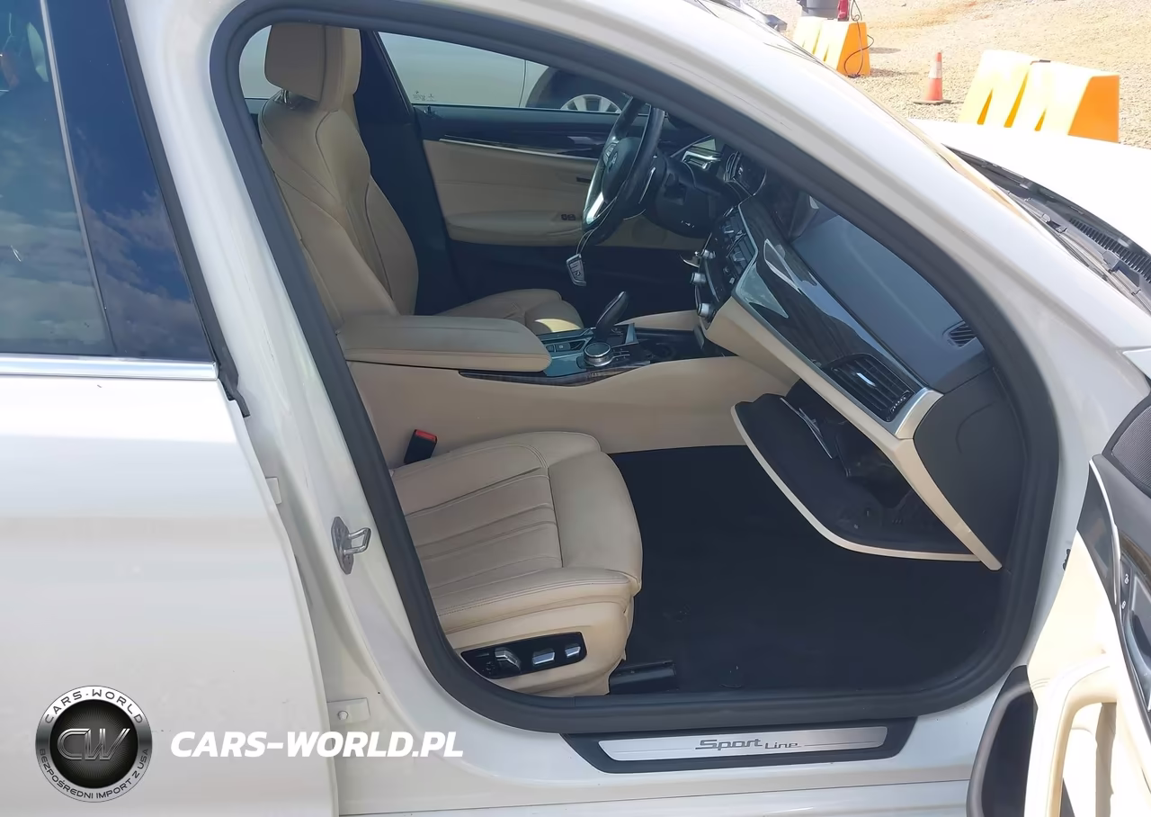 2019 BMW 530I VIN:WBAJA5C55KWW09717 - 5