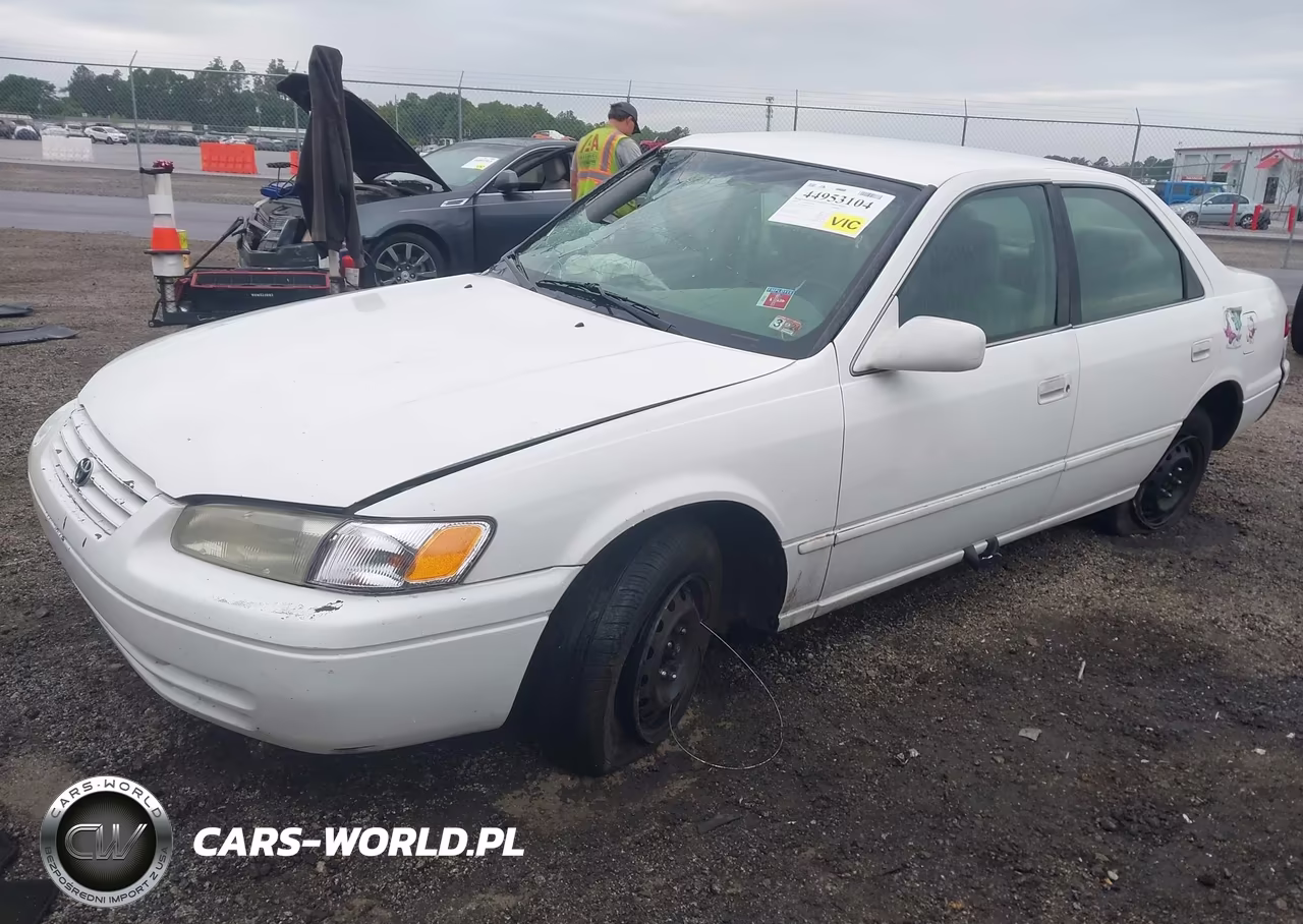 1998 Toyota Camry Le VIN:4T1BG22K0WU389329 - 2