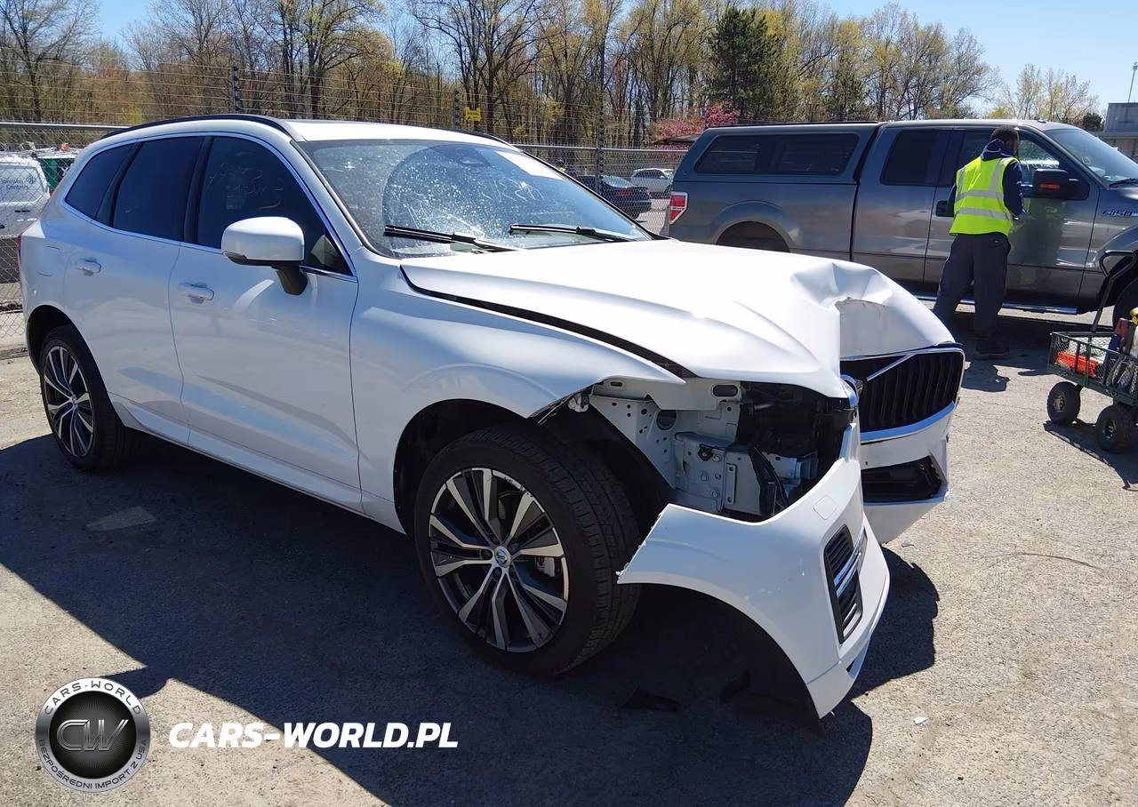 2022 Volvo Xc60 B5 Momentum